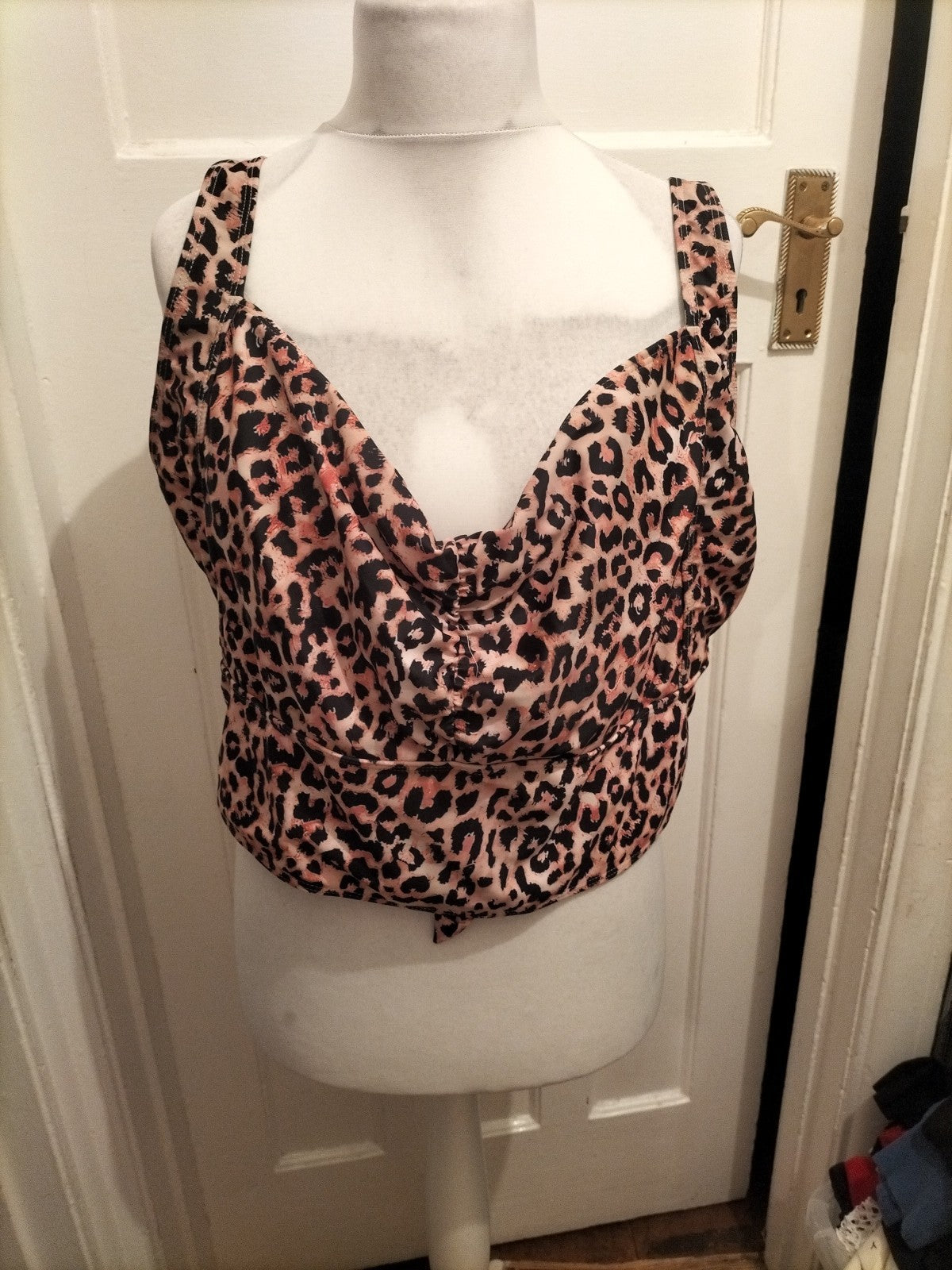 Bloomchic 30 Leopard Print Patterned Sleeveless Top