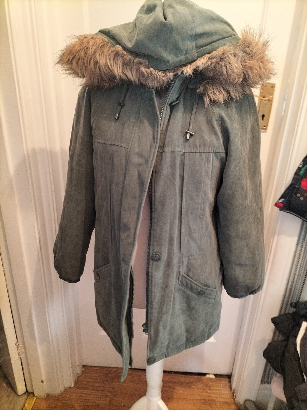 Ladies Berkertex Size 10-12 Green Faux Fur Hooded Coat