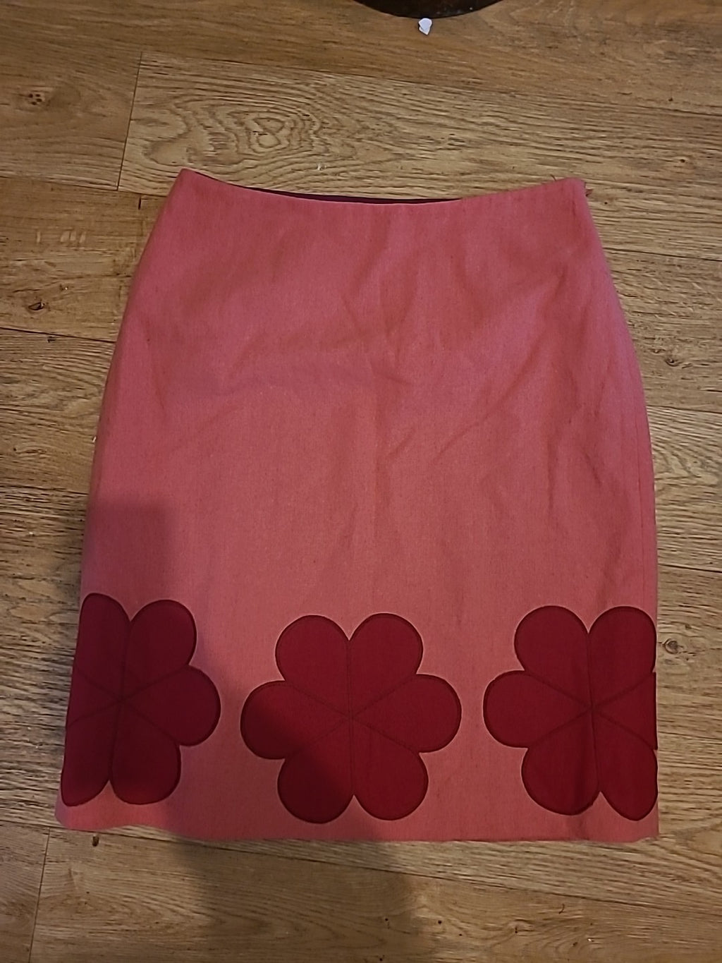 Ladies Boden Size 10L Peach With Red Lined Skirt