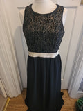 Ladies Solo Size 16 Black Gold Lined Long Length Sleeveless Dress
