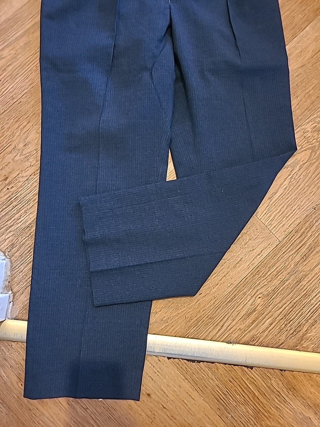 Mens Size Large Grey With Blue Pinstripe Suit