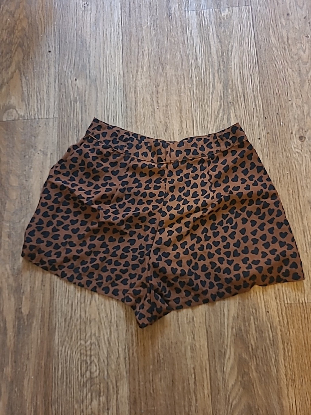 Ladies Size Small Brown Black Leopard Print Style Shorts