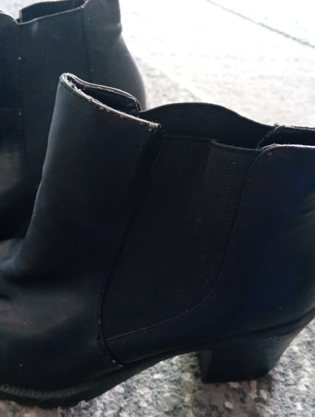 Ladies Black Boots Carvela Kurt Geiger Size 4 Free Delivery
