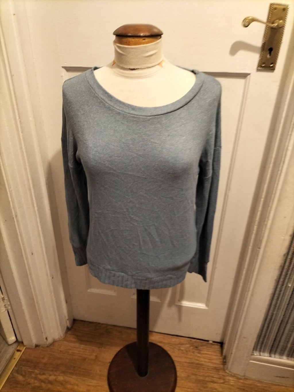 Ladies Lounge Edit Size 8 Blue Long Sleeved Blouse