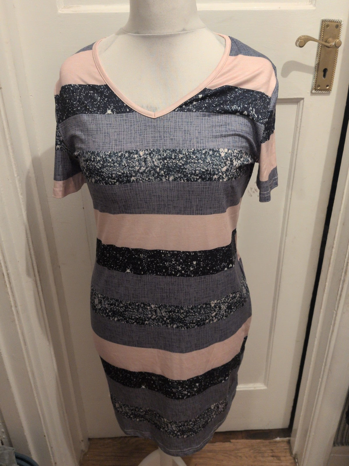 Ladies Size Medium Multi Stripe Short Sleeve T-shirt Dress