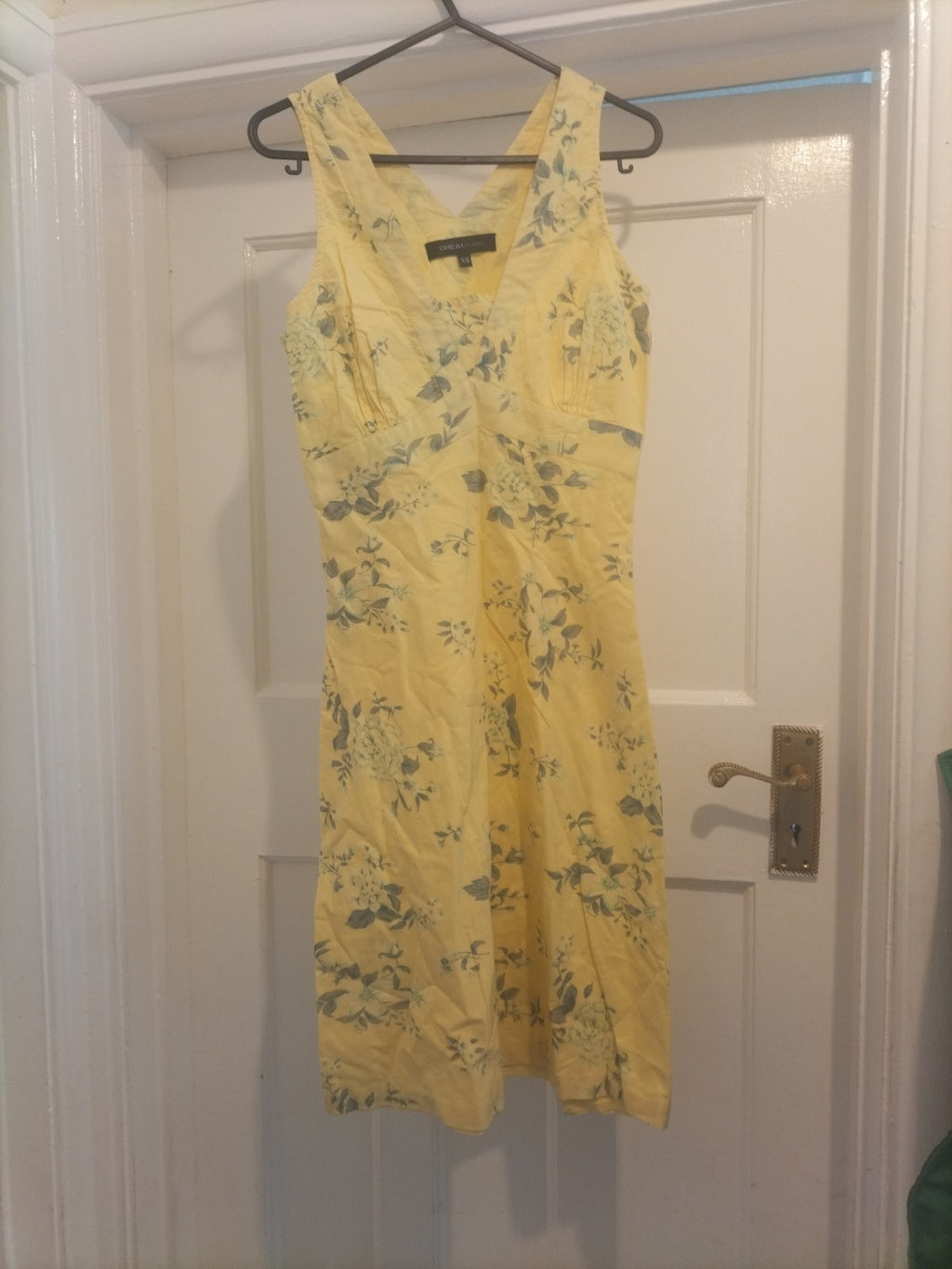 Ladies Great Plains Size XS Yellow Floral Sleeveless Dress