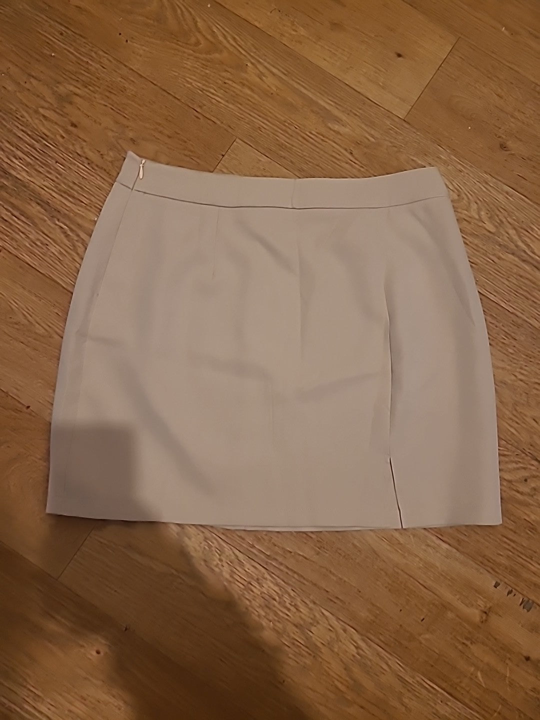 Ladies Size Large Light Beige Pencil Skirt