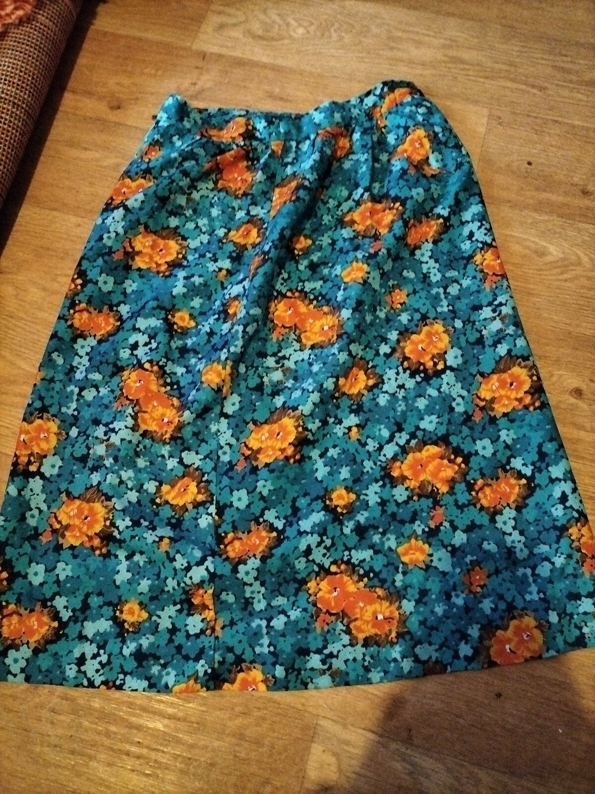 Ladies Size Small Floral Skirt