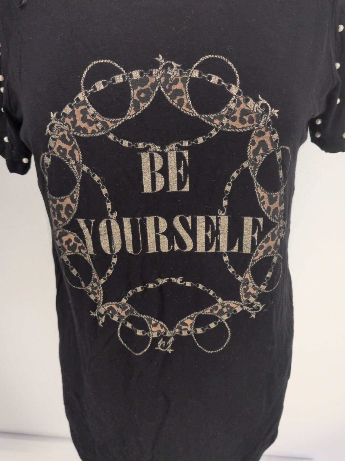 Select Small Black "Be Yourself" Short Sleeve T-shirt