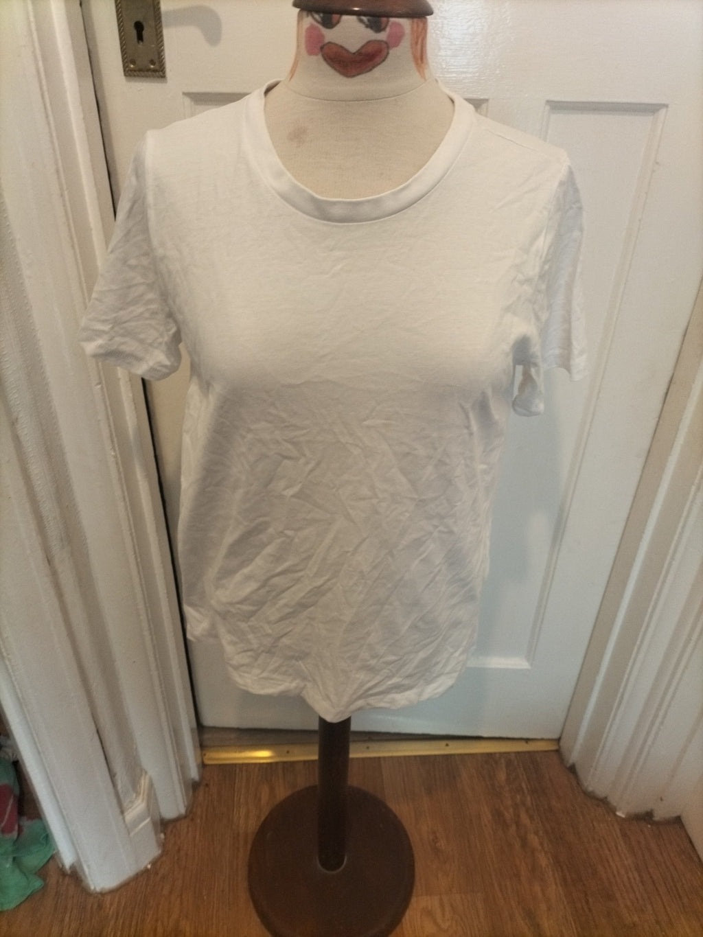 Ladies Primark Size Medium White Regular Fit Short Sleeved Tshirt