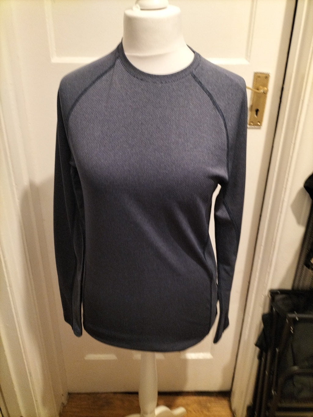 Mens Mountain Warehouse Size Small Navy Long Sleeved Tshirt Uv Protection