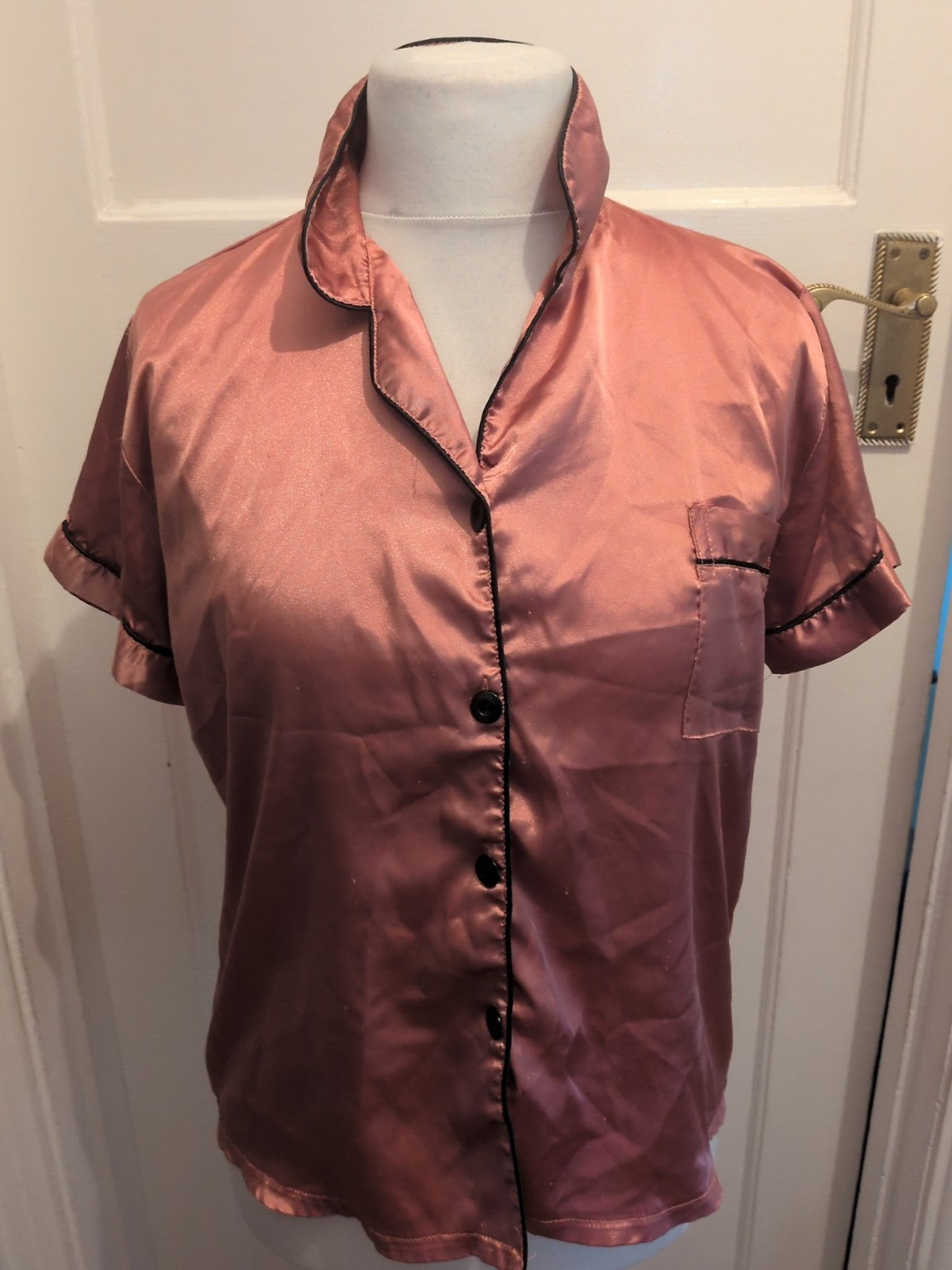 Ladies Size L Pink Collared Short Sleeved Pyjama Shirt