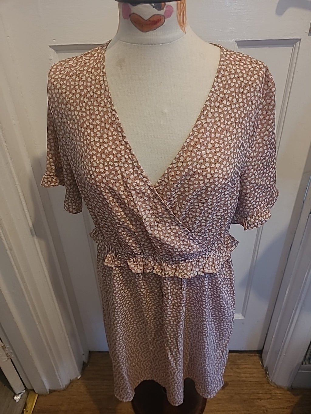 Ladies Shein Size XL Pink White Heart Design Short Sleeved Dress