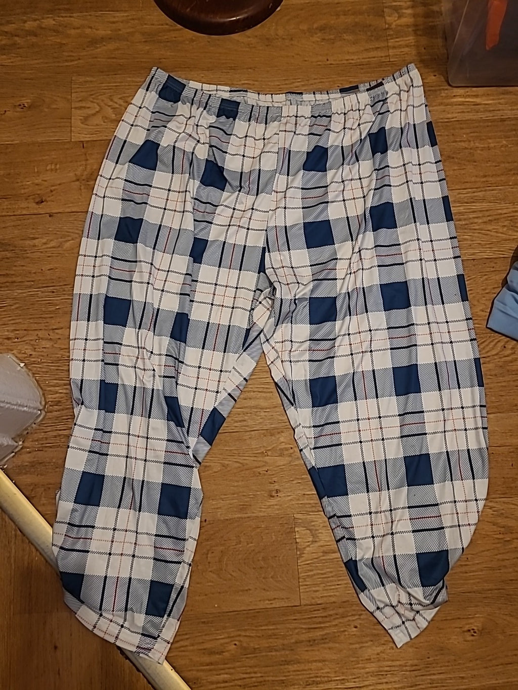 Ladies 5XL Blue with Red Check Leggings