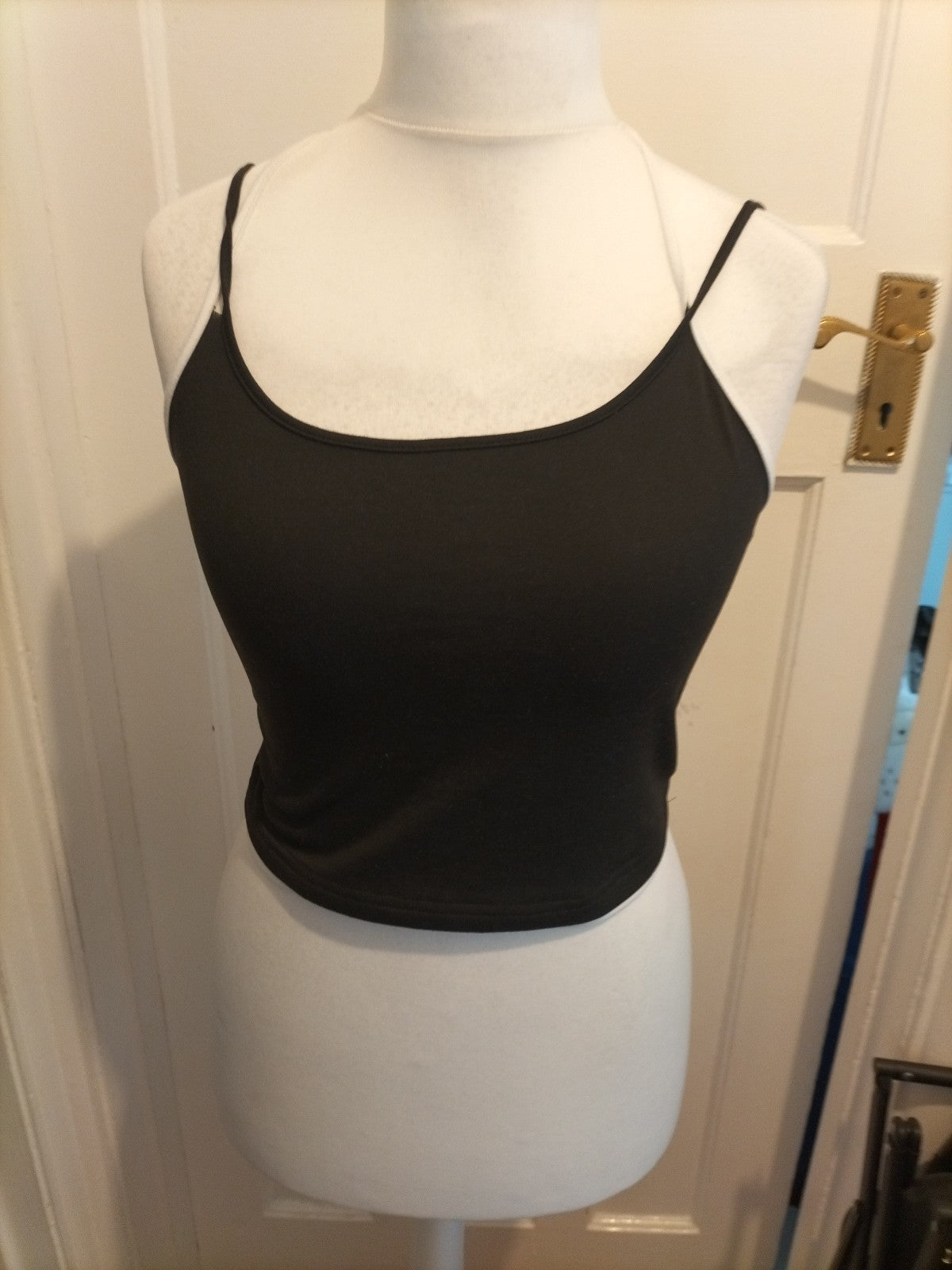 Shein White Border Strap Halter Neck Crop Top Ladies Black Size Small Casual