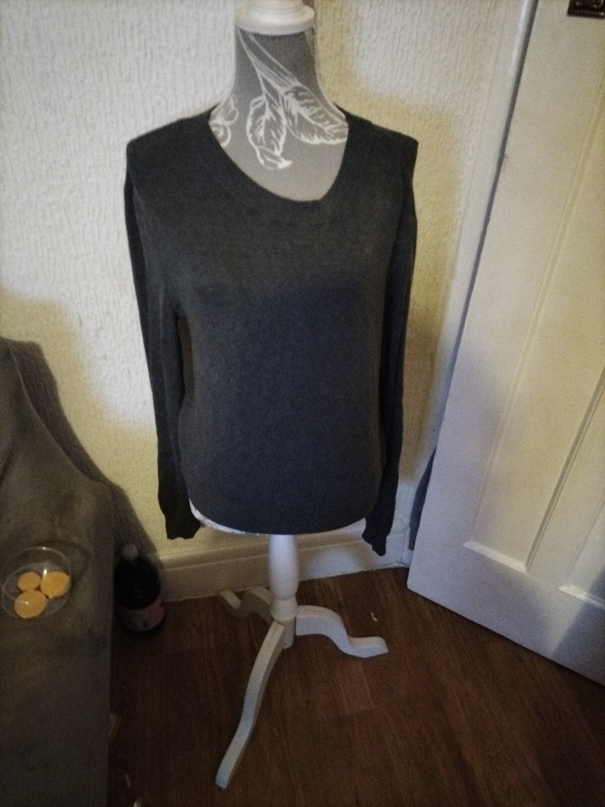 Mens H+M Small Regular Grey Polo