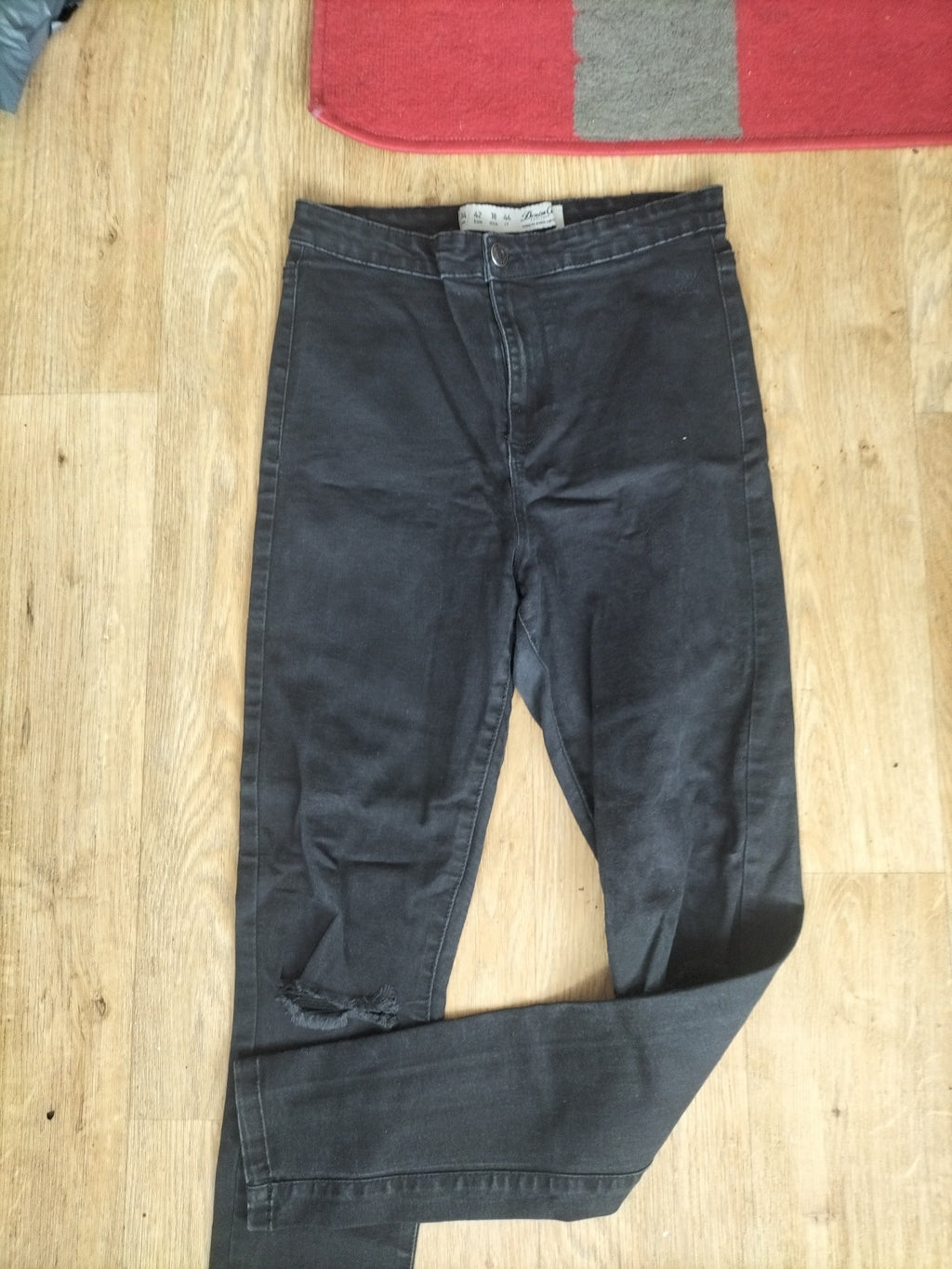 Ladies Denim&Co Size 14 Black Slim Jeans