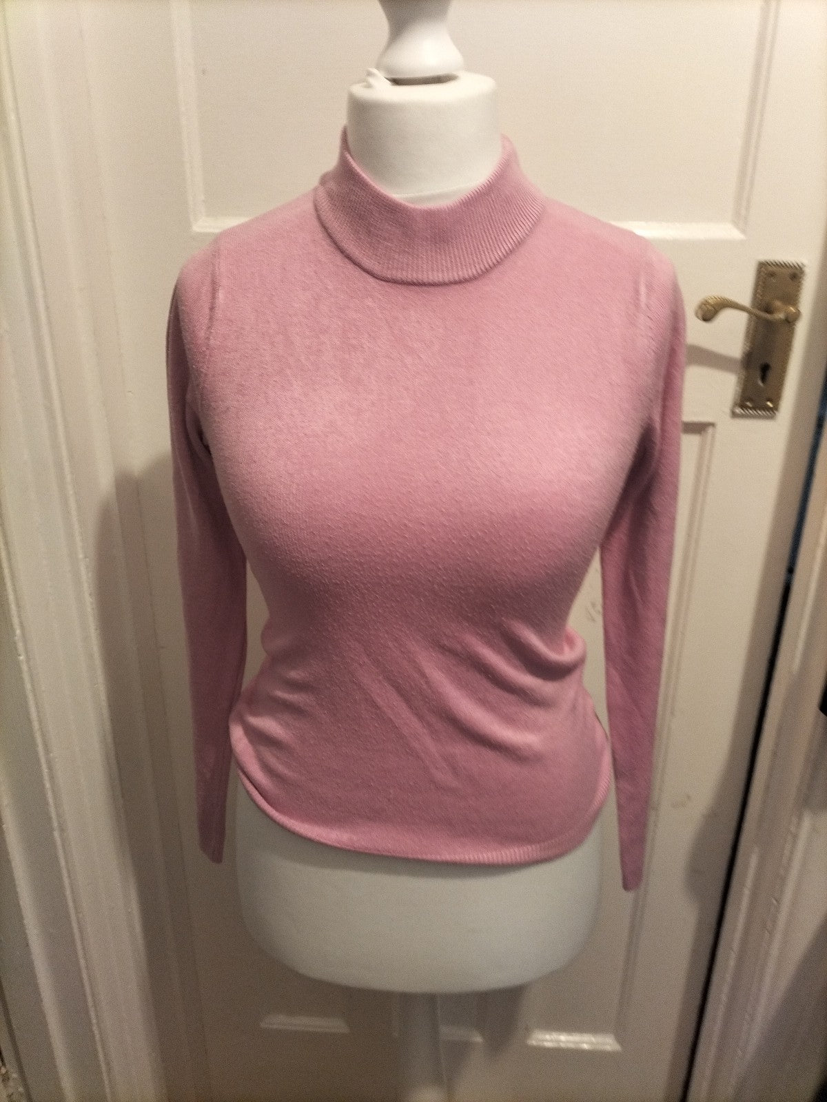Ladies Papaya Size 8 Pink Round Neck Long Sleeve Jumper