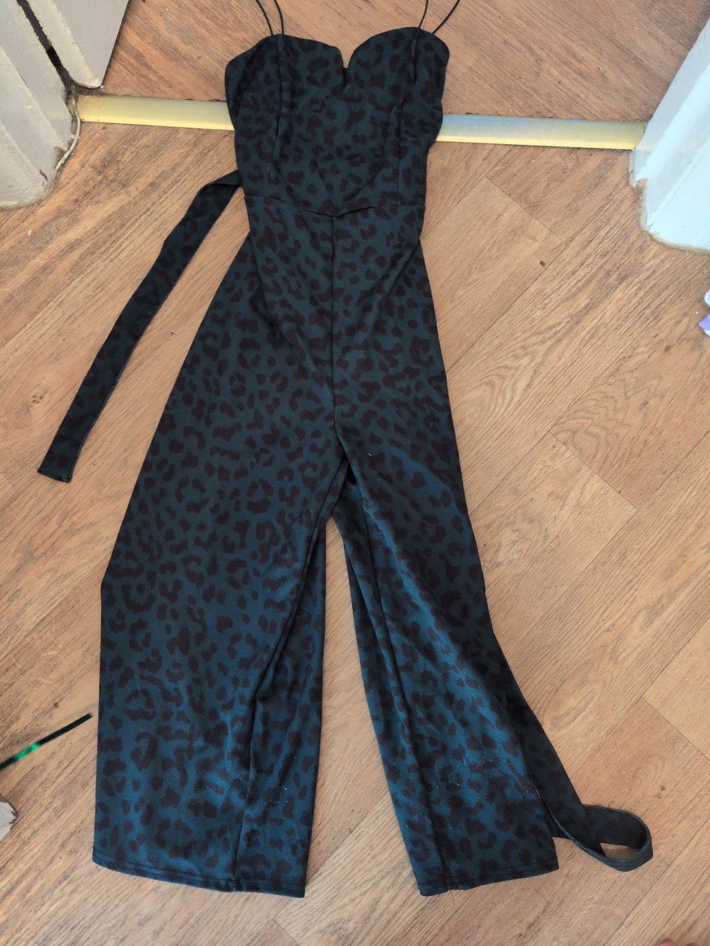 New Look 12 Green And Black Leopard Print Sleeveless Boned Jumpsuit