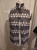 Ladies H&M Size 8 Blacl/White Striped Triangle Sleeveless Blouse