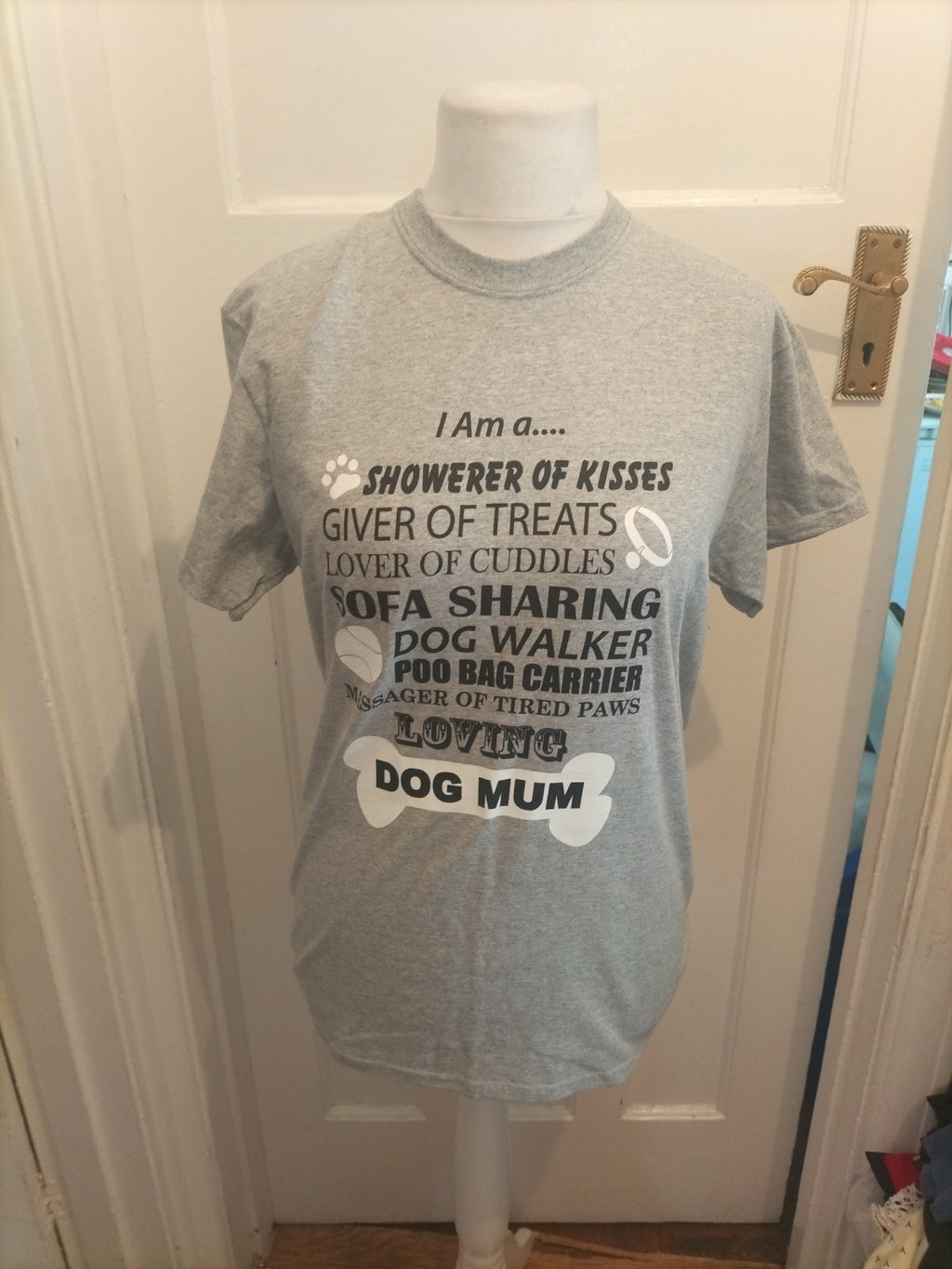 Ladies Gildan Size M Grey Dog Mum Printed T-shirt