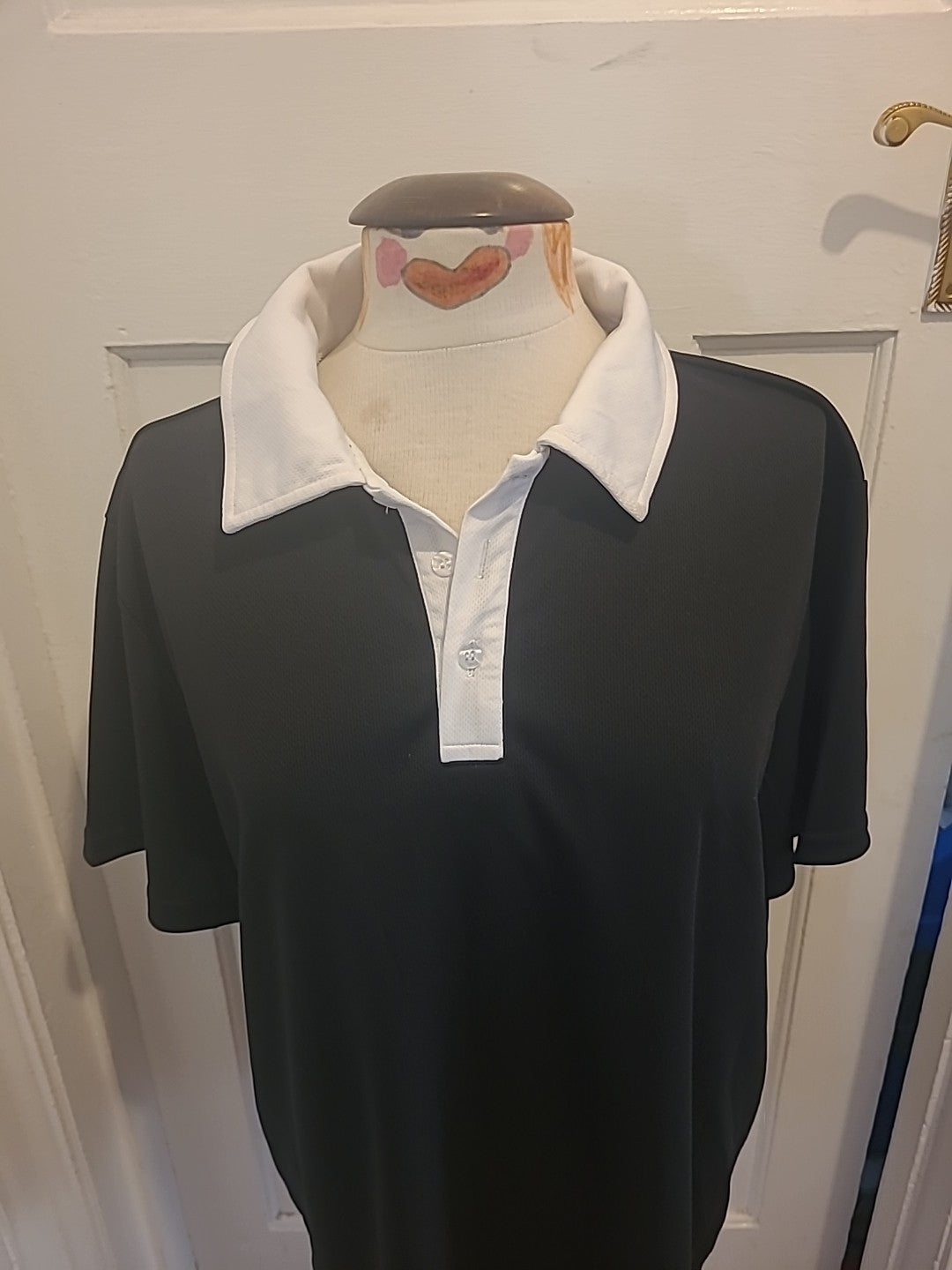 Mens 2xl Blaxk With White Collar Polo