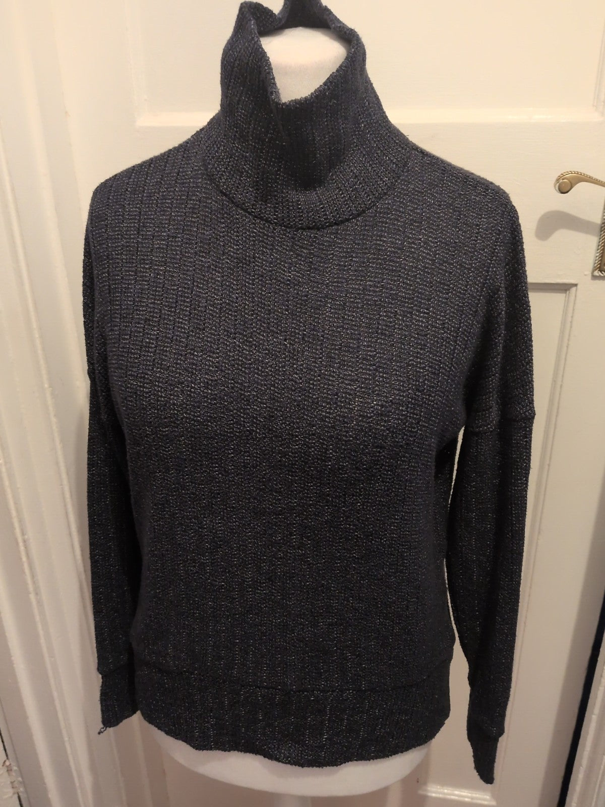 Ladies Topshop Size 6 Navy Long Sleeved Longline Jumper