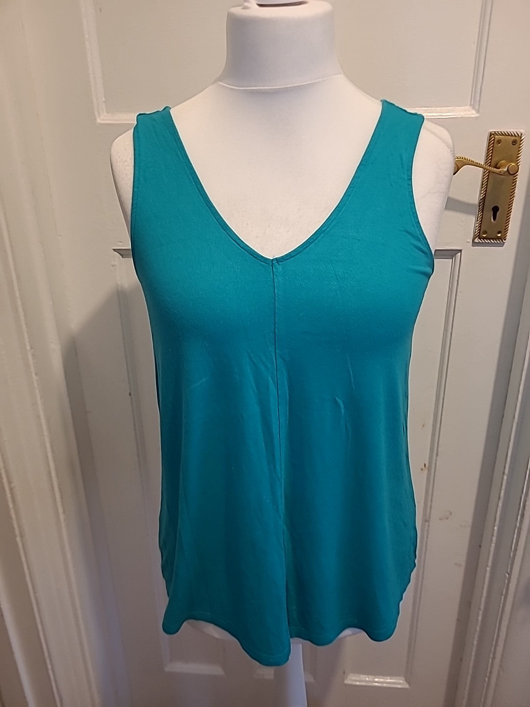 Ladies George Size 10 Green Sleeveless Vest Tank Top