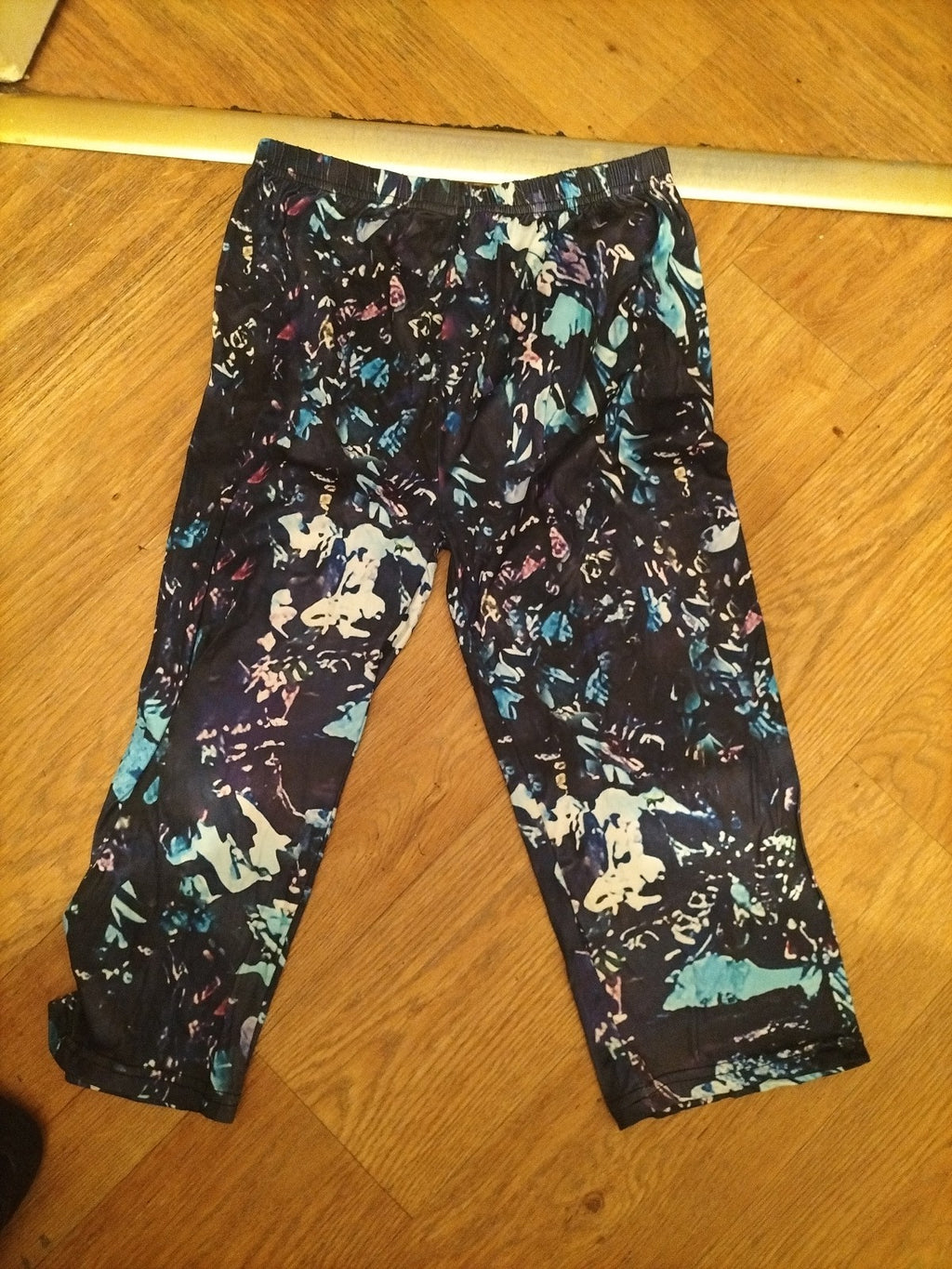 Small Purple Mix Elasticated Cropped Leggings