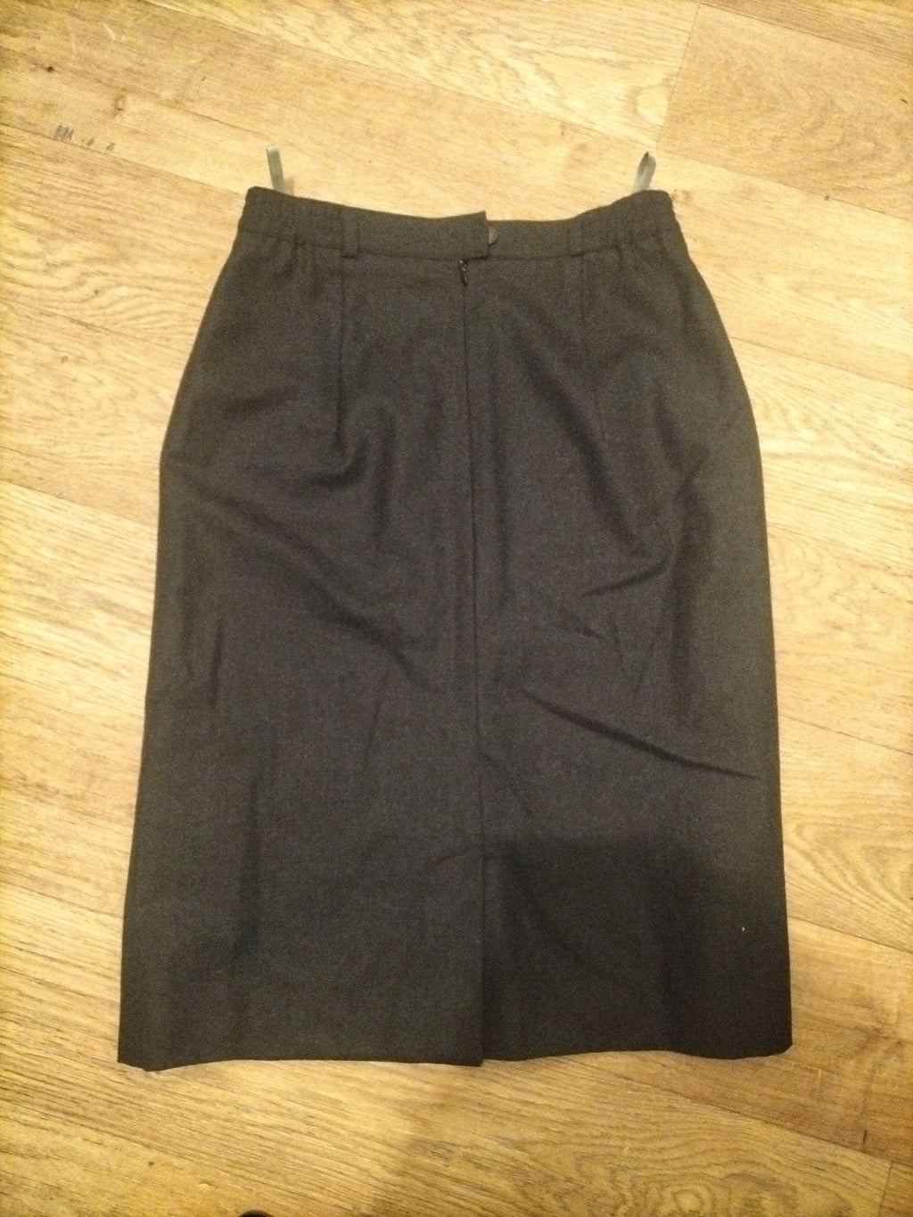 Ladies C&A Size 12S Dark Grey Lined Skirt
