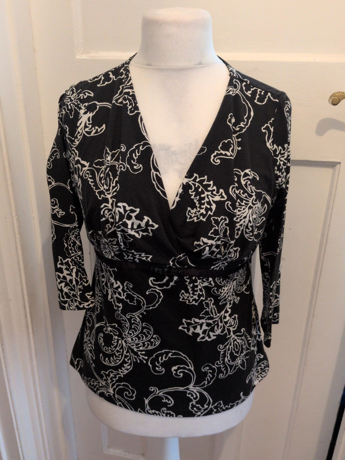 Per Una 14 Black With White Floral 3/4 Sleeve V Neck Blouse