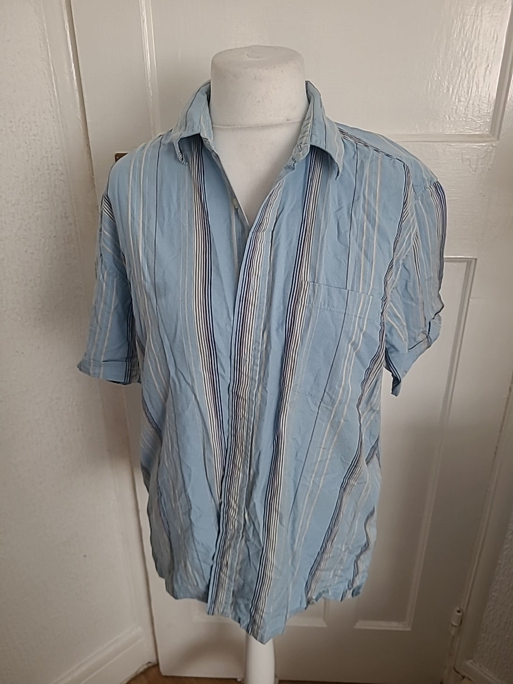 Mens Primark Size XL Blue And Gold/Cream Striped Short Sleeved Shirt