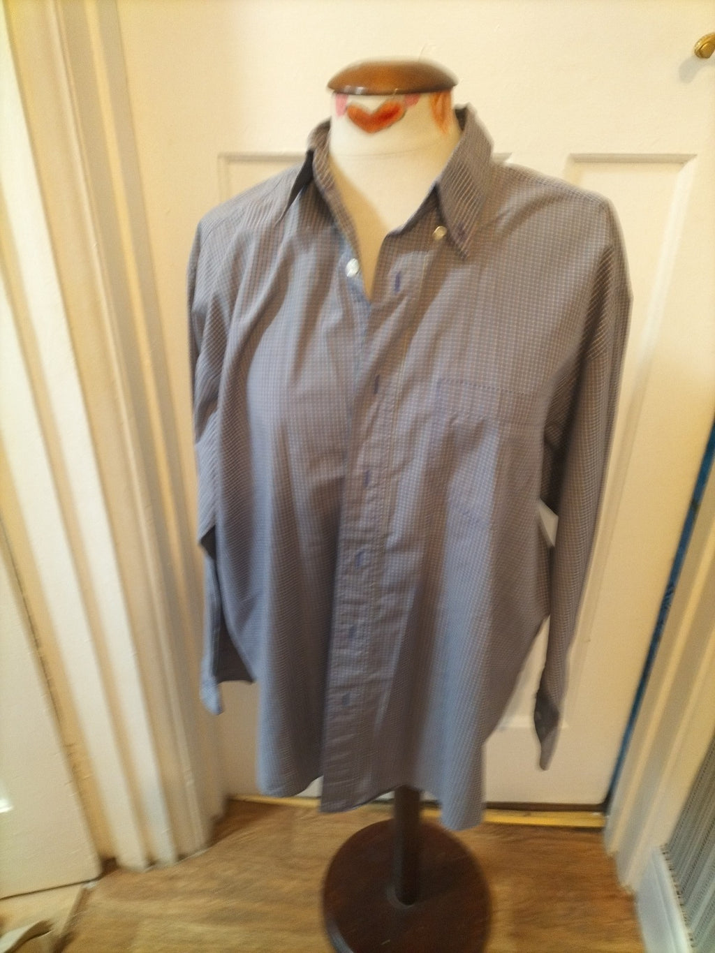 Mens Burton Size L Purple Check Long Sleeved Shirt