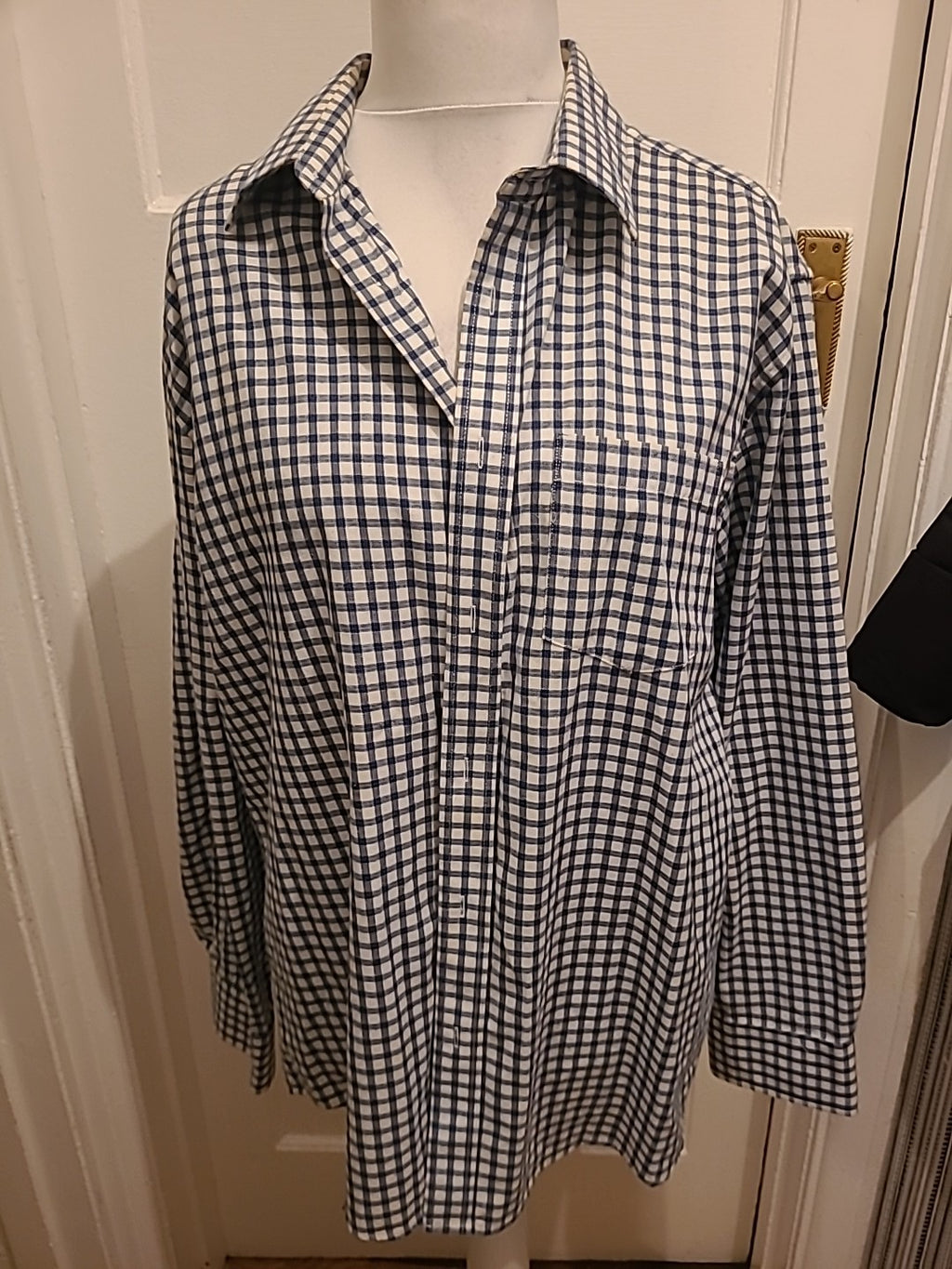 Mens Kingston Size XL Blue Check Long Sleeved Shirt Marked Neck