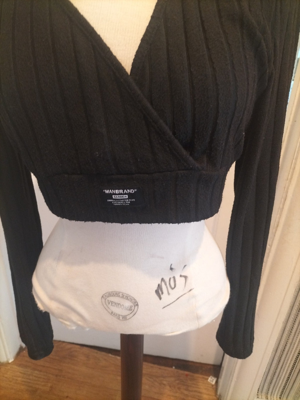 Ladies Manbrand Size Large Black Ribbed Long Sleeved Crop Top With Black Ribbed