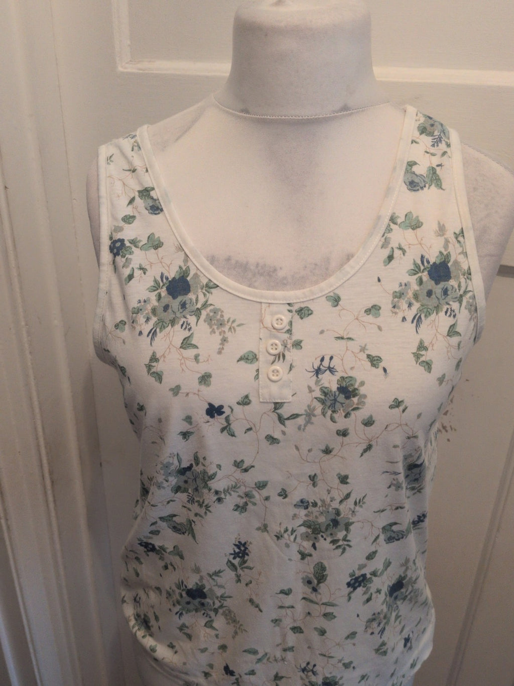 Medium Green Floral Sleeveless Blouse