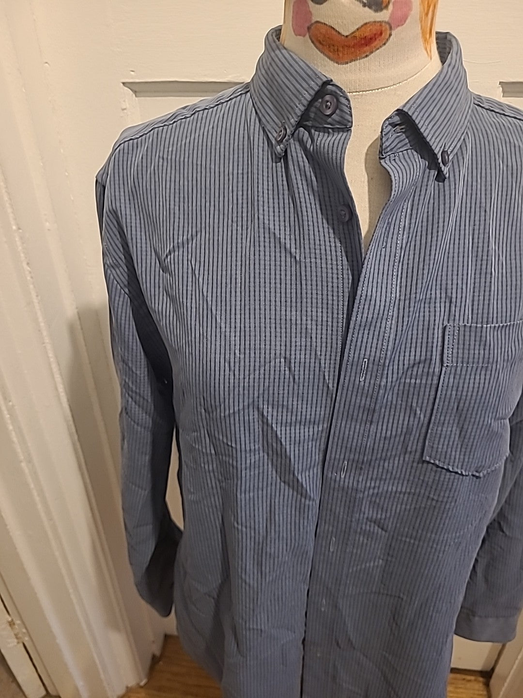 Mens Tu Size Medium Pastel Blue Faint Striped Long Sleeved Shirt