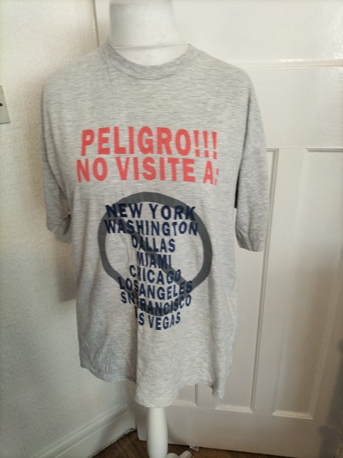 Mens Size XL Grey No Visitors Tshirt
