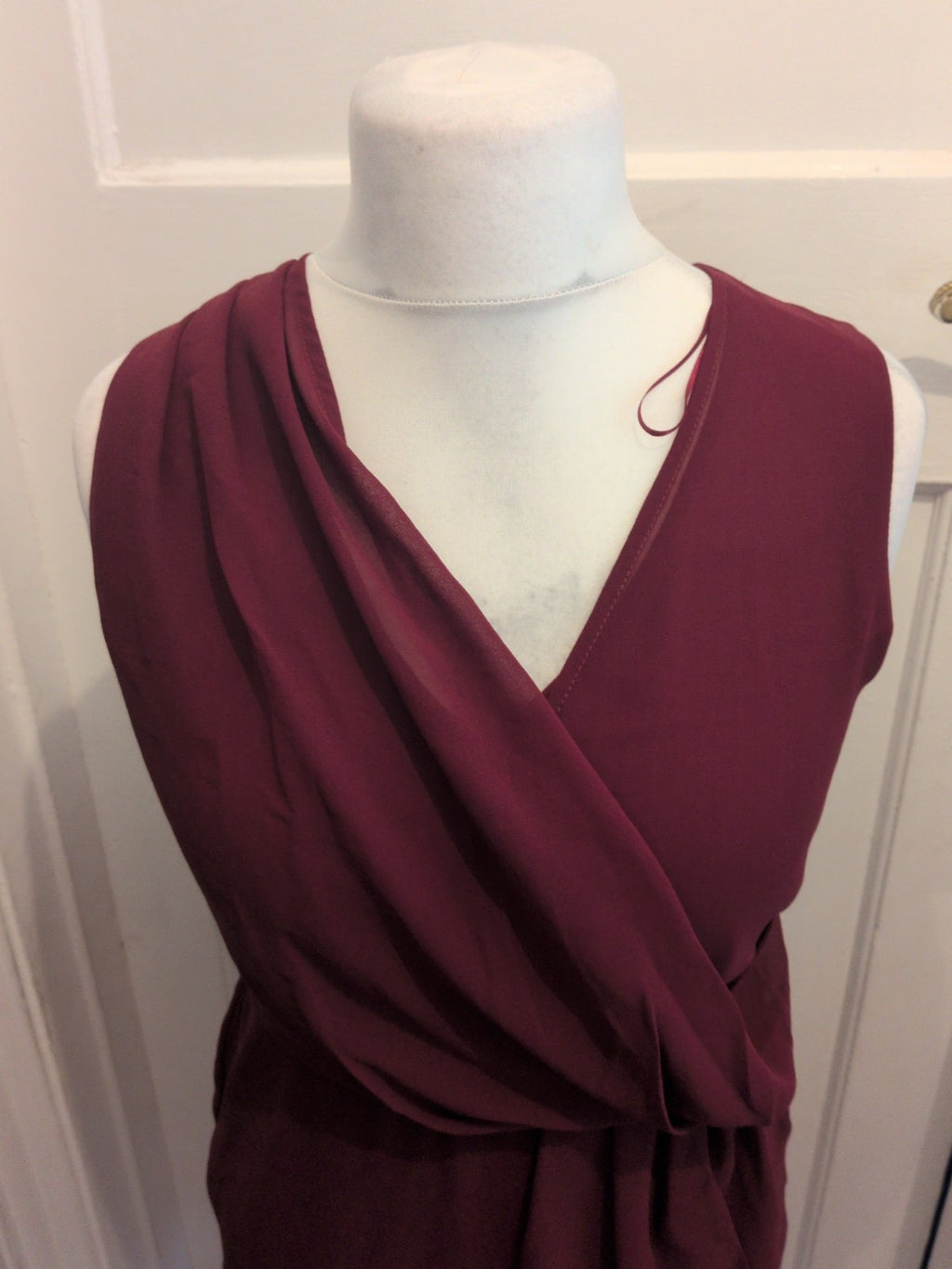 New Look 8 Deep Purple V Neck Sleeveless Lined Dress