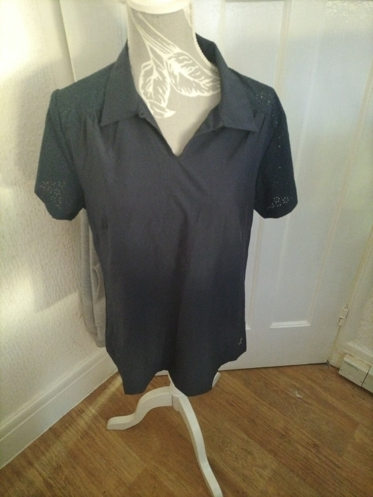 Ladies XL Navy Short Sleeved Blouse