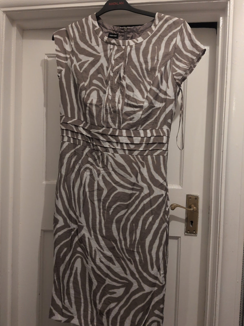 Garry Webber Size 12 White And Khaki Short Sleeve Dress