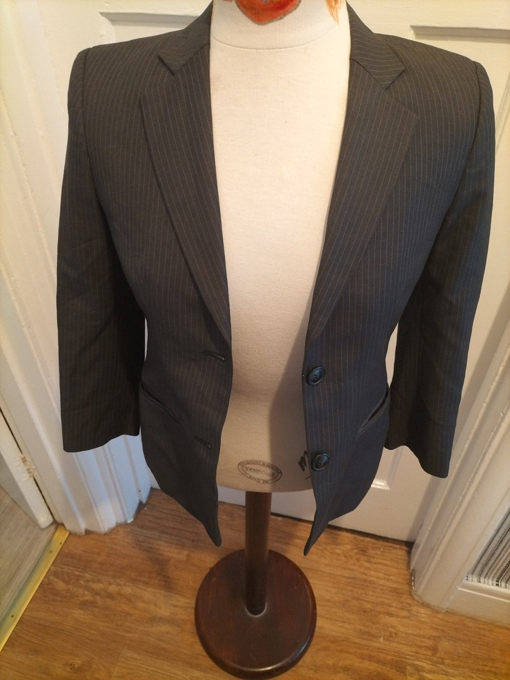 Ladies The Oriental Gallleria Size Medium Blazer