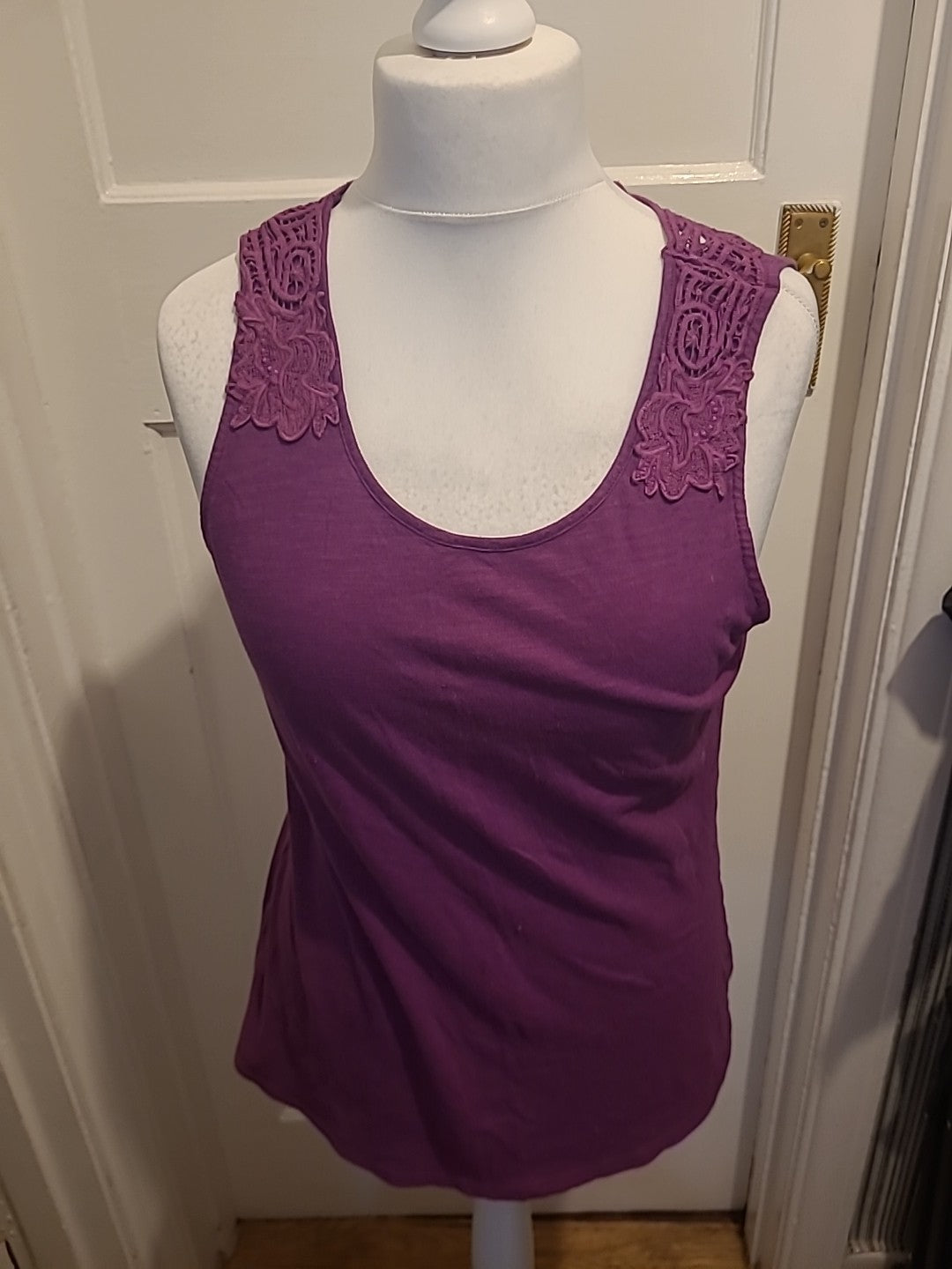 Ladies George Size 12 Purple Lace Patterned Back Sleeveless Blouse
