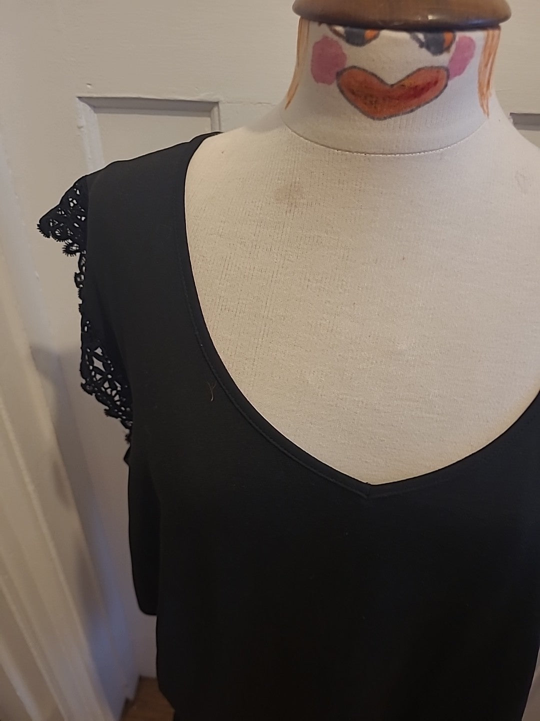 Ladies Shein Size 4xl Black Frill Detail Short Sleeved Tshirt