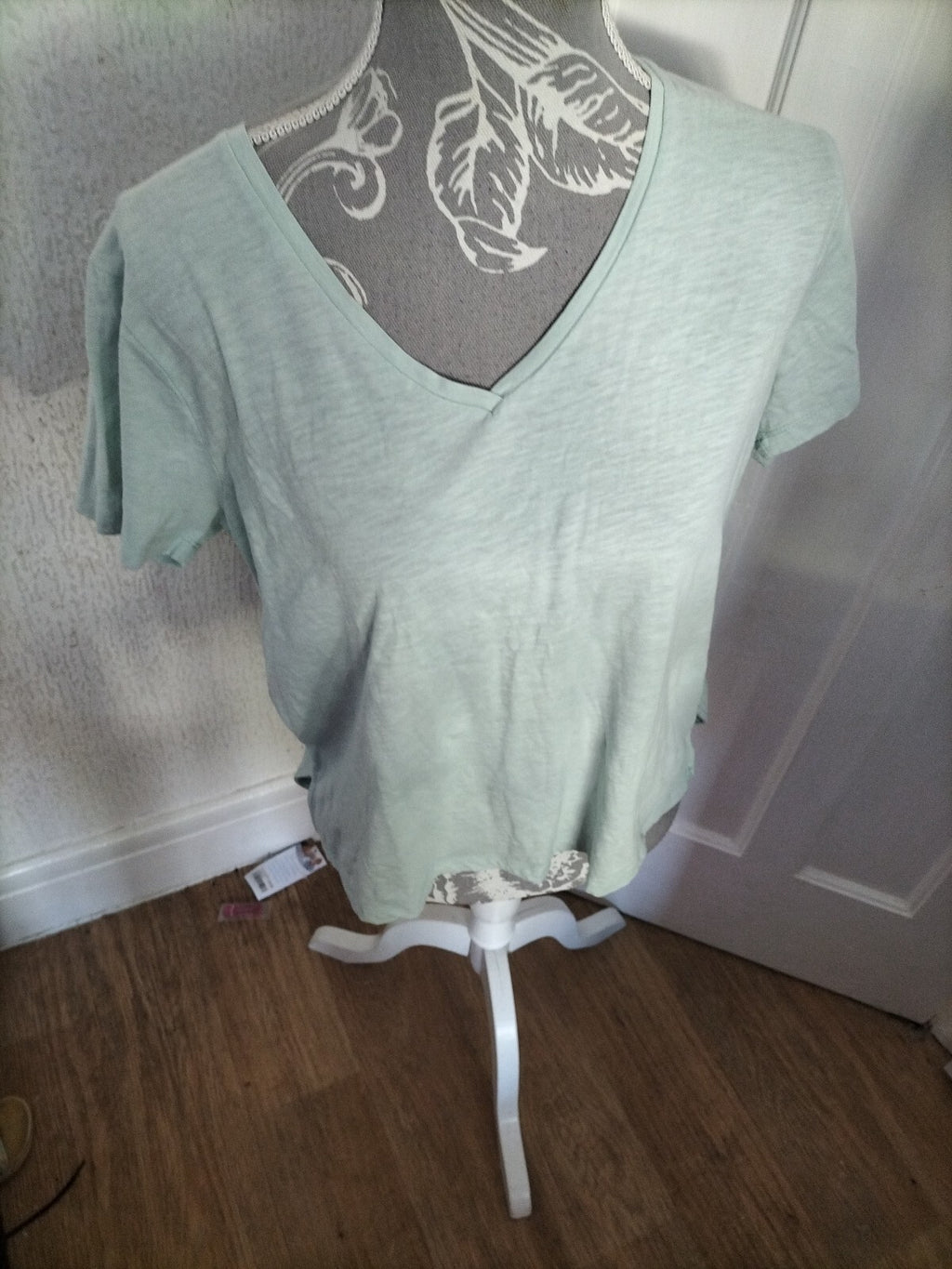 Ladies Basics Size 12 Pale Green Short Sleeved Blouse