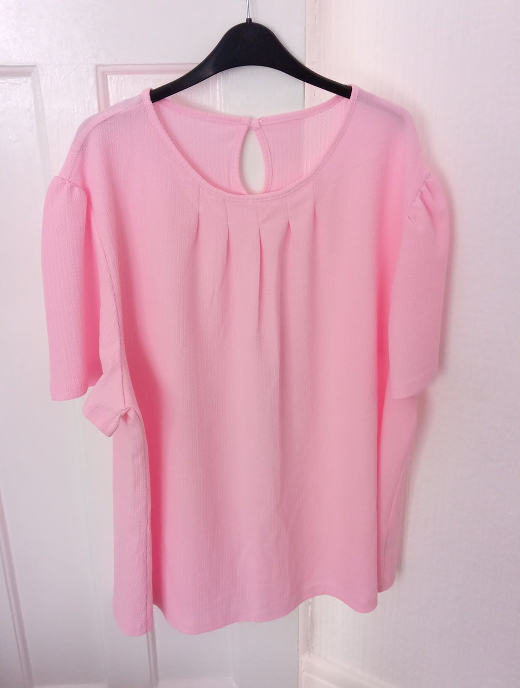 Ladies Brand New Pretty Baby Pink Top Size 4XL Short Sleeved