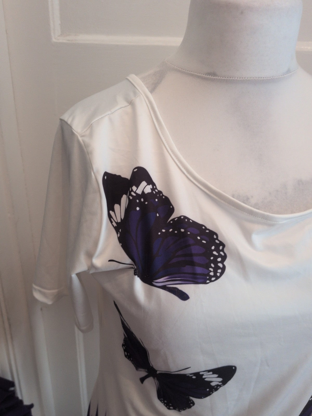 Large White And Purple Butterfly Off The Shoulder Short Sleeve T-shirt