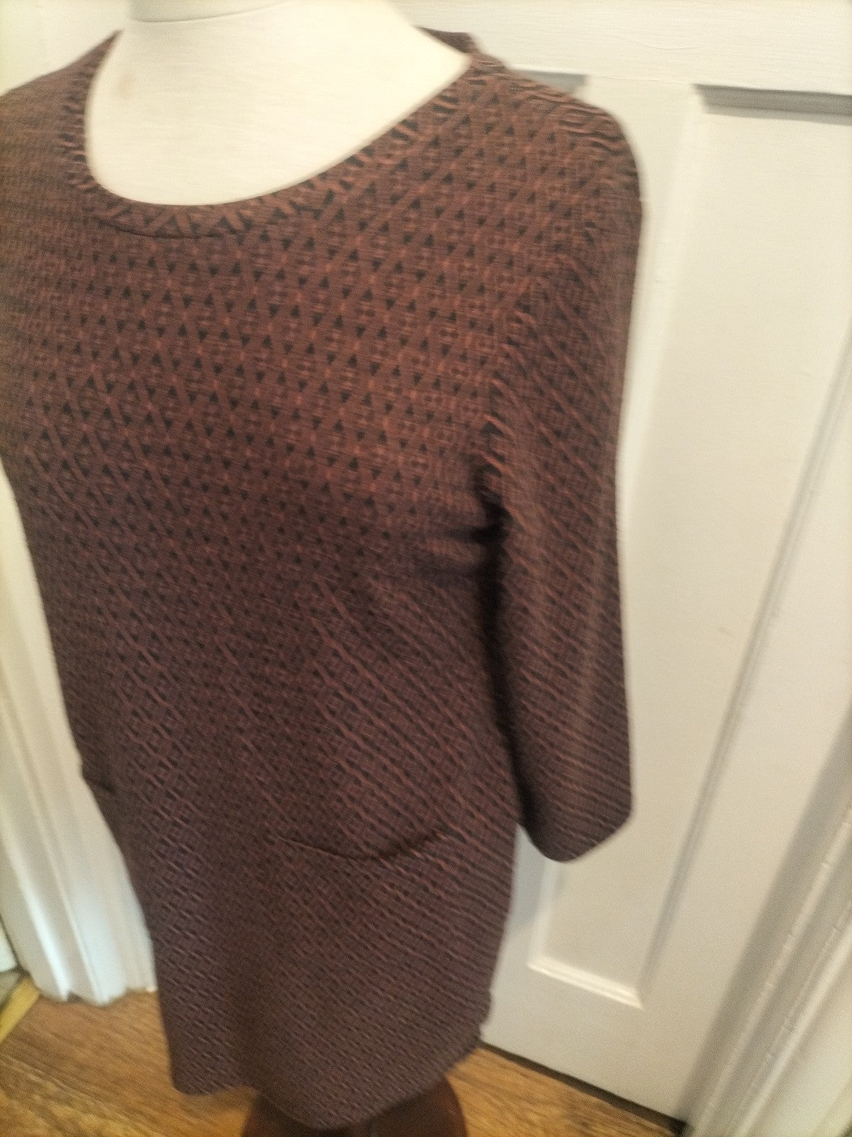 Ladies Tu Size 8 Black Brown Mid Sleeved Dress