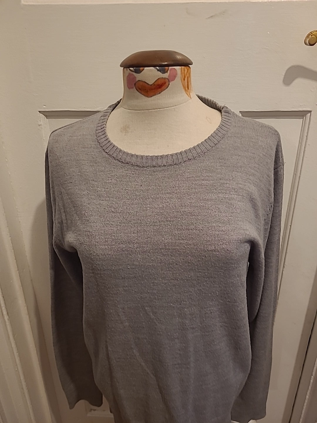 Mens Boohoo Size Medium Grey Round Neck Long Sleeve Jumper