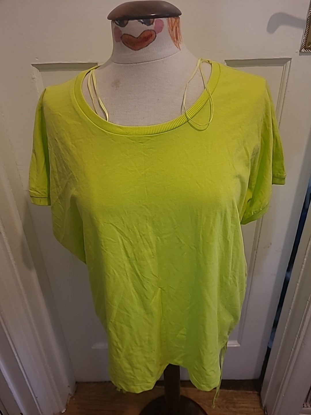 Ladies Select Size XL Bright Lime Short Sleeved Tshirt